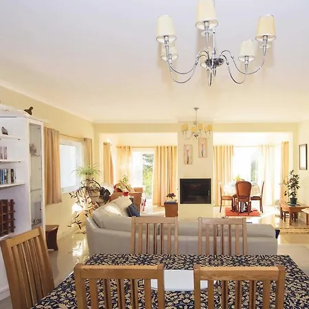 Carvoeiro Sleeps 6 Air Con Wifi * Carvoeiro (Lagoa)
